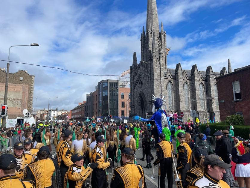 Yes, we are still reminiscing about spring break in Ireland! 🍀
Abigale S. had a great time and took these awesome photos wile helping <a href="/MarchingMizzou/">Marching Mizzou</a> win Best Overall Band!! Read about the experience in their blog post, “The MIZ to IRE experience”: international.missouri.edu/studyabroad/20…
