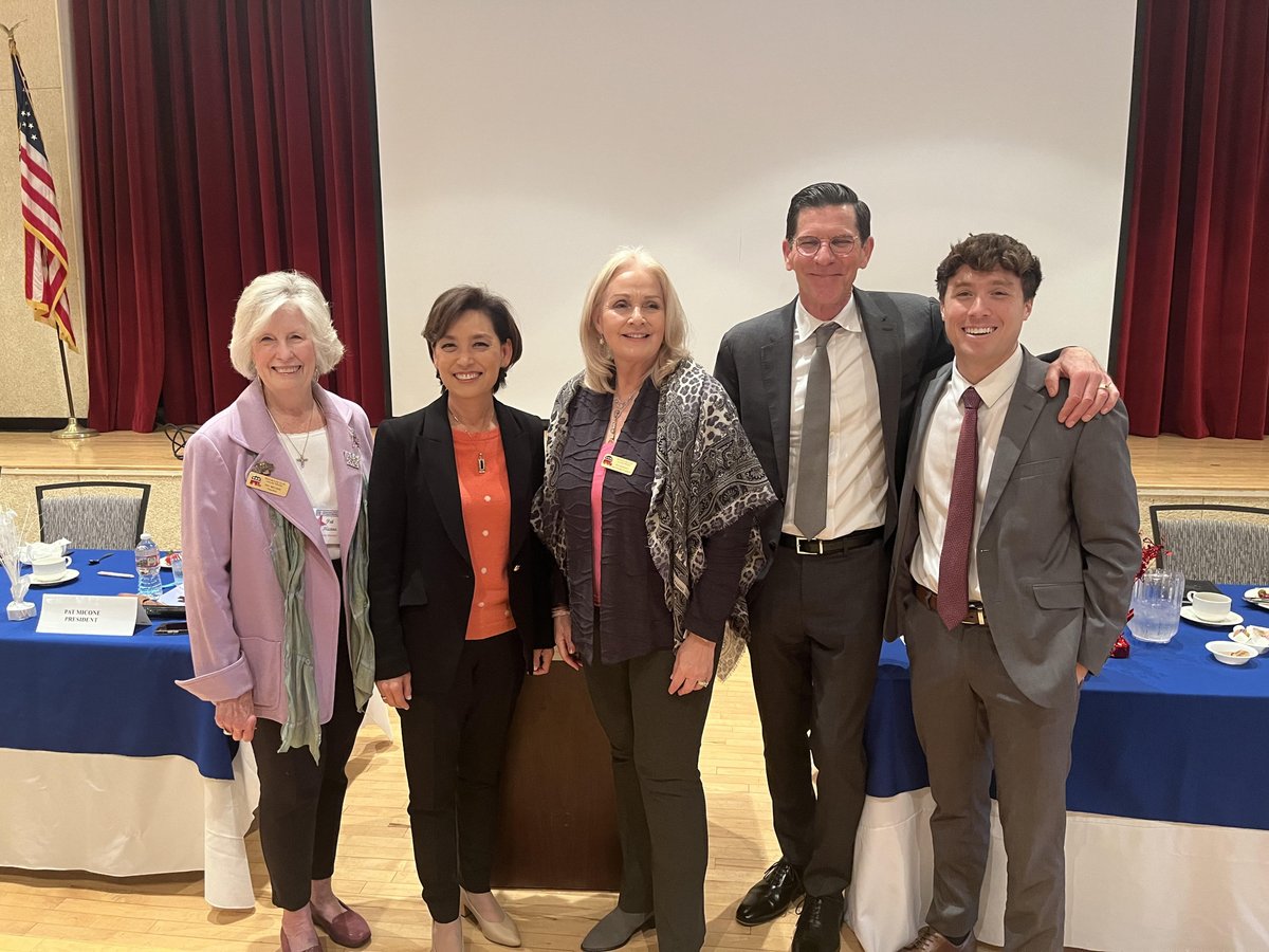 #TeamYoung had a wonderful time at the Republican Club of Laguna Woods monthly meeting today! It was great to talk about the campaign as well as hear from residents about their top concerns affecting our #CA40 community and beyond. 🦅🇺🇸🐘