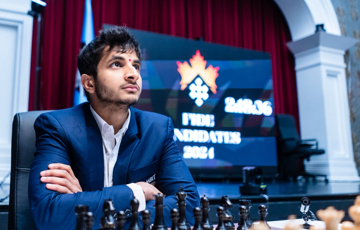 WAKE UP INDIA! 🇮🇳 Vidit Gujrathi takes down Hikaru Nakamura - as BLACK - in the first decisive game of the #FIDECandidates 👏 This is Hikaru's first defeat in 47 classical games, dating all the way back to the last Candidates tournament!