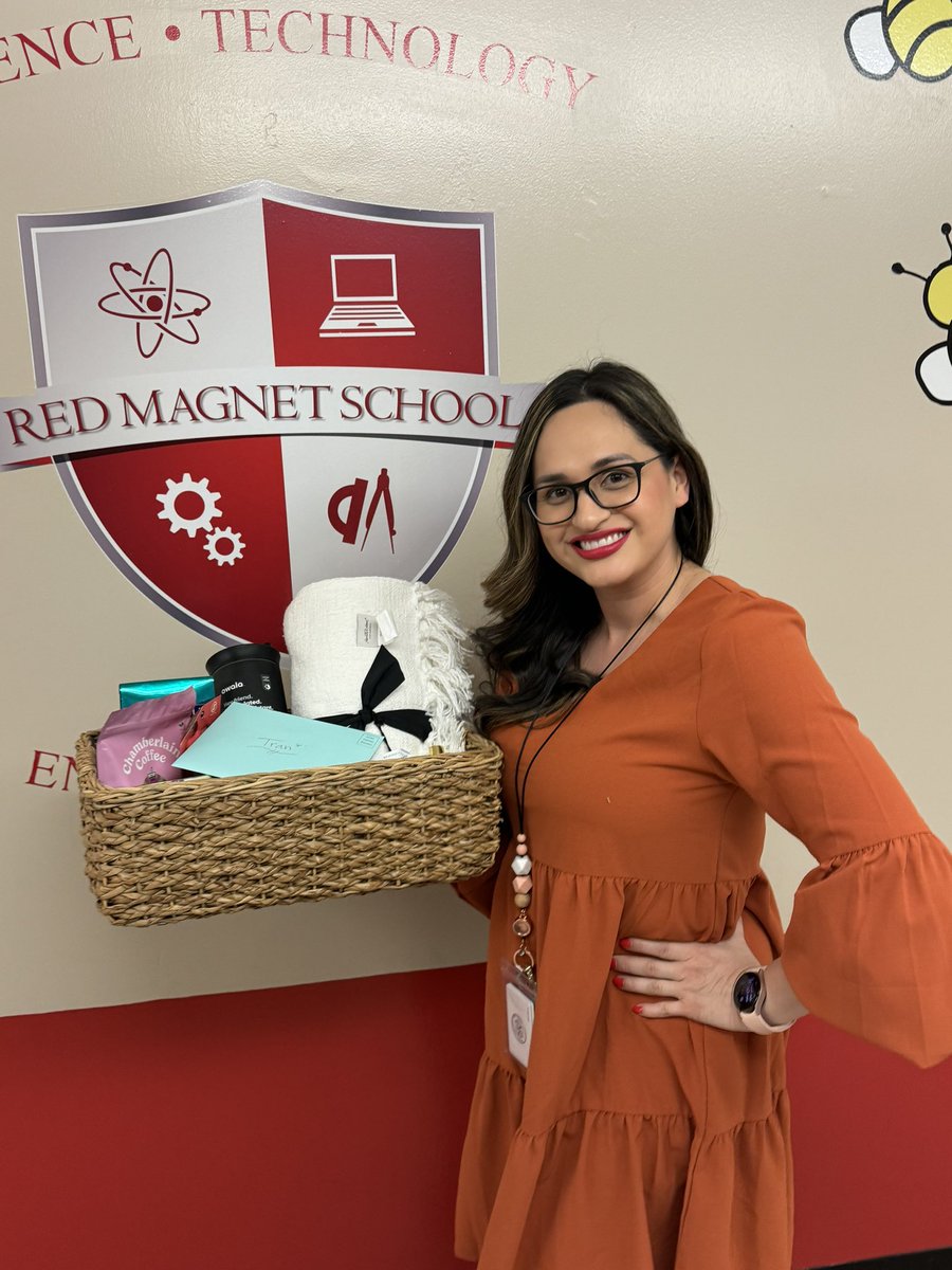 Celebrated our AP Mrs. Tran (no X account) all week! <a href="/REDSTEM_Magnet/">Red Elementary STEM Magnet School</a>