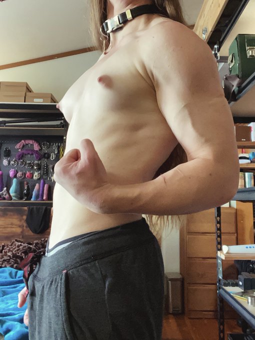 I wonder my gf keeps asking me to choke her... https://t.co/flOEOie8UZ<a href="/tag/mvsales"class="tags"><span>#mvsales</span></a>