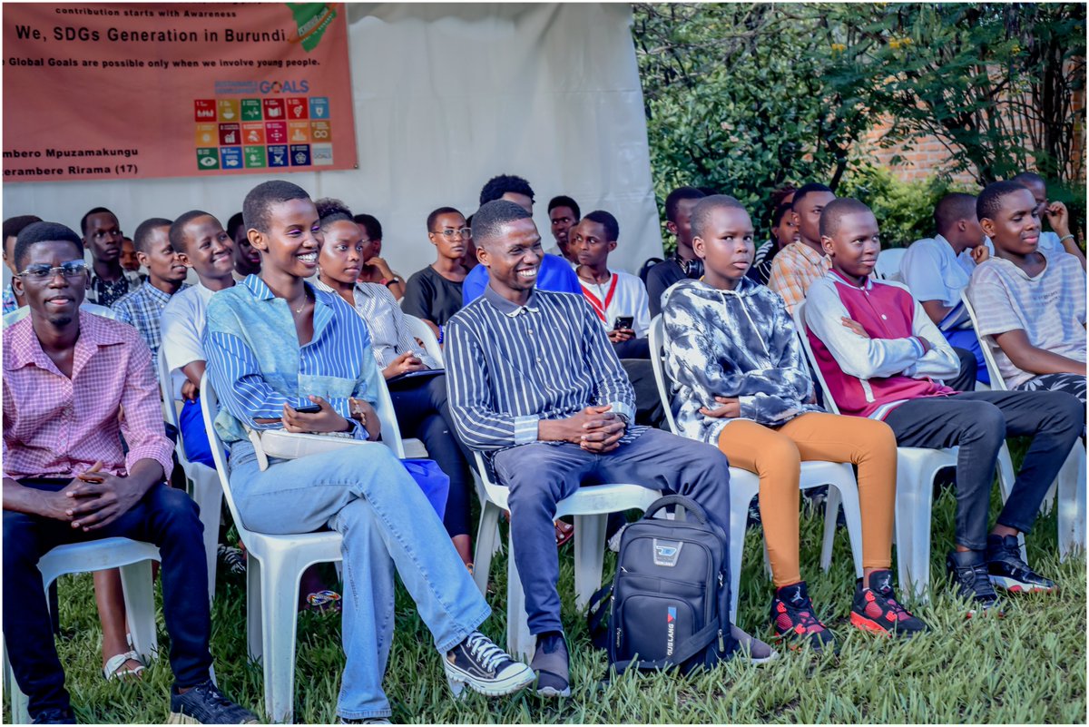 The monthly event #PMofSDGs kicked off today at @2250Ishaka's compound. The initiative aims to: ✅Equipping #youth with outstanding skills on 17 #SDGs and their 169 targets. ✅Mentor and engage adolescents and young people on related field actions to accelerate the #2030Agenda.