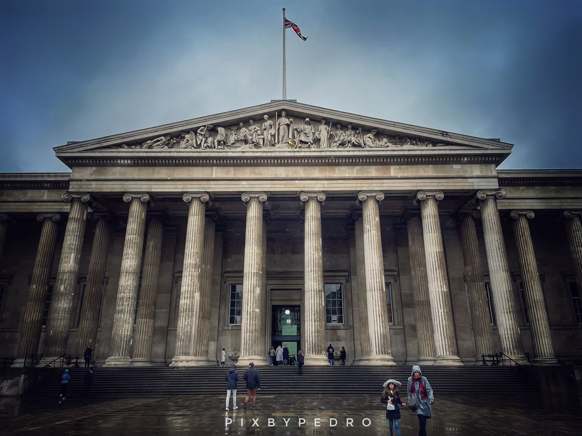 The British Museum is a public museum dedicated to human history, art and culture located in the Bloomsbury area of London. Its permanent collection of eight million works is the largest in the world. @britishmuseum #london @visitlondon