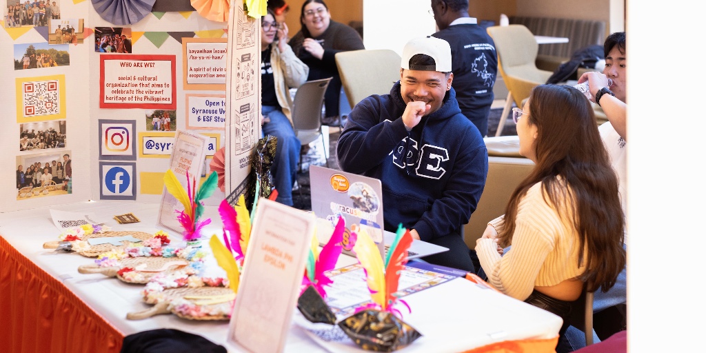 This year’s Asian American and Pacific Islander (AAPI) Heritage Month kicked off with a program where the campus community learned about the month’s events, enjoyed student performances and had the opportunity to engage with each other 🍊