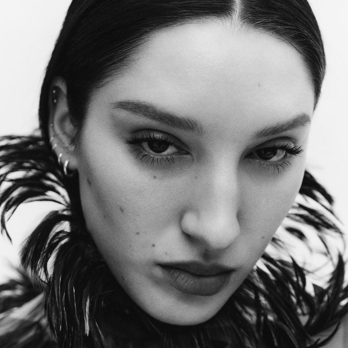 iKWorldRP's tweet image. © #KWorldRP | 𝗡𝗘𝗪 𝗖𝗔𝗠𝗣𝗔𝗜𝗚𝗡 | 𝖶𝖨𝖲𝖯 𝖫𝖠𝖲𝖧 𝖬𝖠𝖲𝖢𝖠𝖱𝖠 | 𝗞𝗖𝗢𝗦𝗠𝗘𝗧𝗜𝗖𝗦 #KCosmeticsRP 

feathery fuller lashes that feel weightless, only with our wisp lash mascara now available
#wisplashRPNövah 🪽