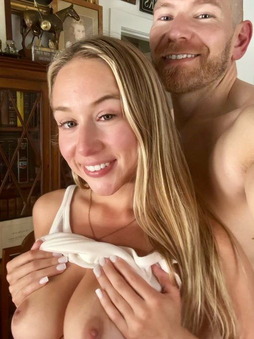 Watch Briar Riley (18+)'s leaked NSFW photo on TwXstars