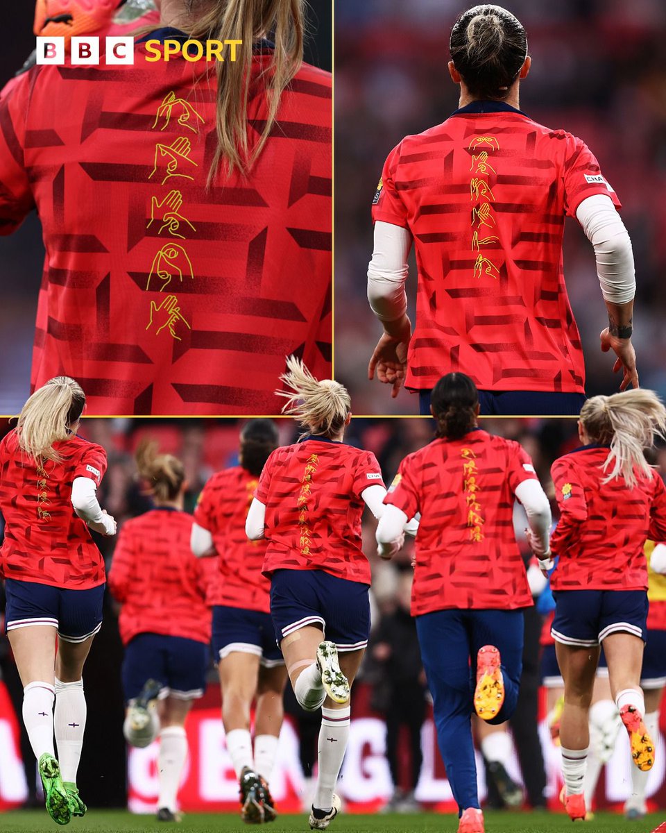 England's Lionesses wore British Sign Language training tops ahead of their Euro 2025 qualifier against Sweden at Wembley. 

The shirts displayed the player’s name in the BSL fingerspelling alphabet. 👏🏻🙌