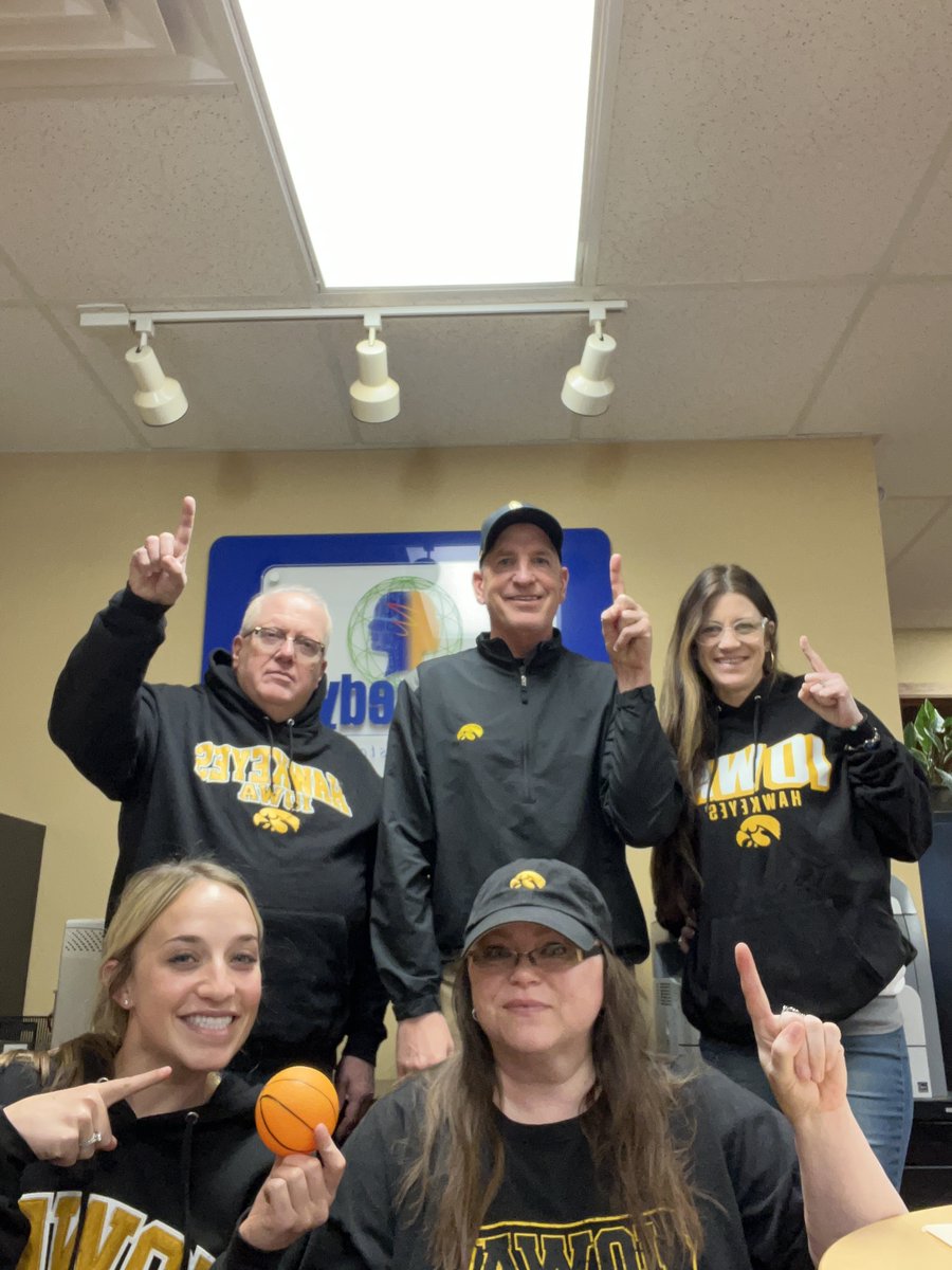 RemedyCR's tweet photo. Remedy Intelligent Staffing employees are cheering on the Iowa Women's Basketball team today in the Final Four game! Let's go HAWKS!!! @caitlynclark22 Iowa Women's Basketball University of Iowa 💛
#RemedyIntelligentStaffing #CedarRapidsIowa #IowaCityIowa #WaterlooIowa... https://t.co/OpQwaR5vCR