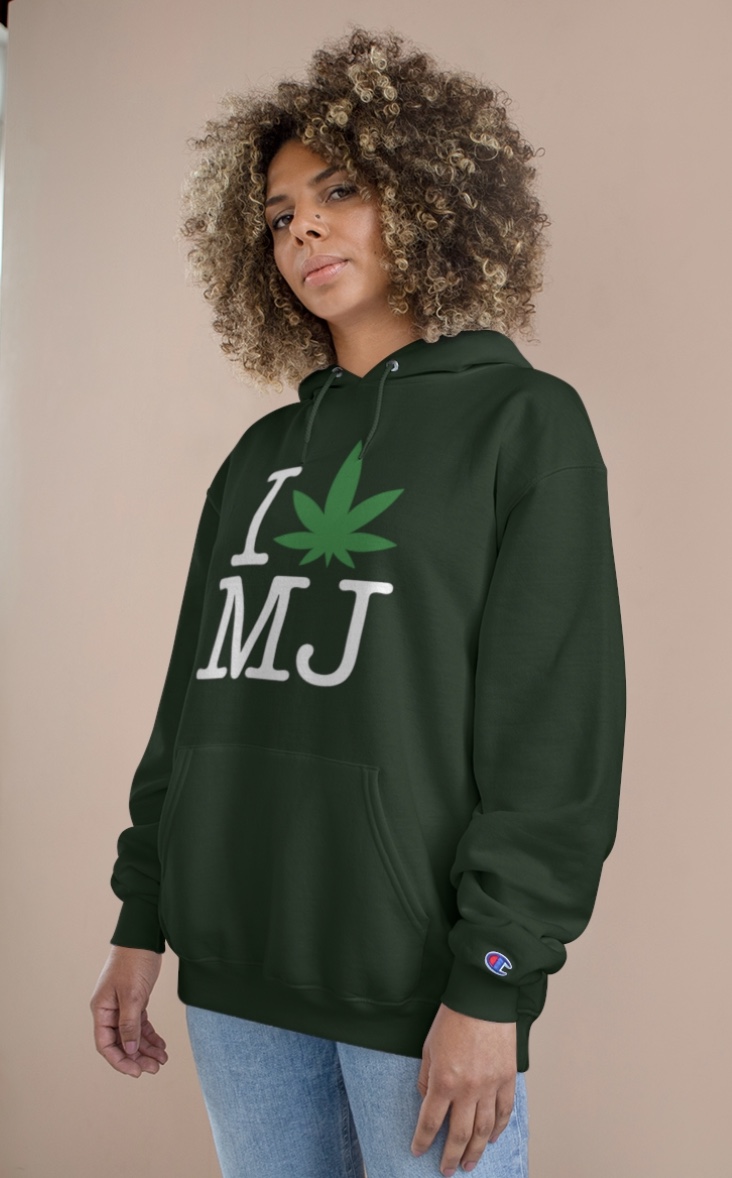We are loving this new design. There are so many great pieces for EVERYONE!🍃💚 #420Merch #cannabisculture 

brainforest420.com Use code 420Free for FREE SHIPPING during April. Happy 420, #StonerFam!!