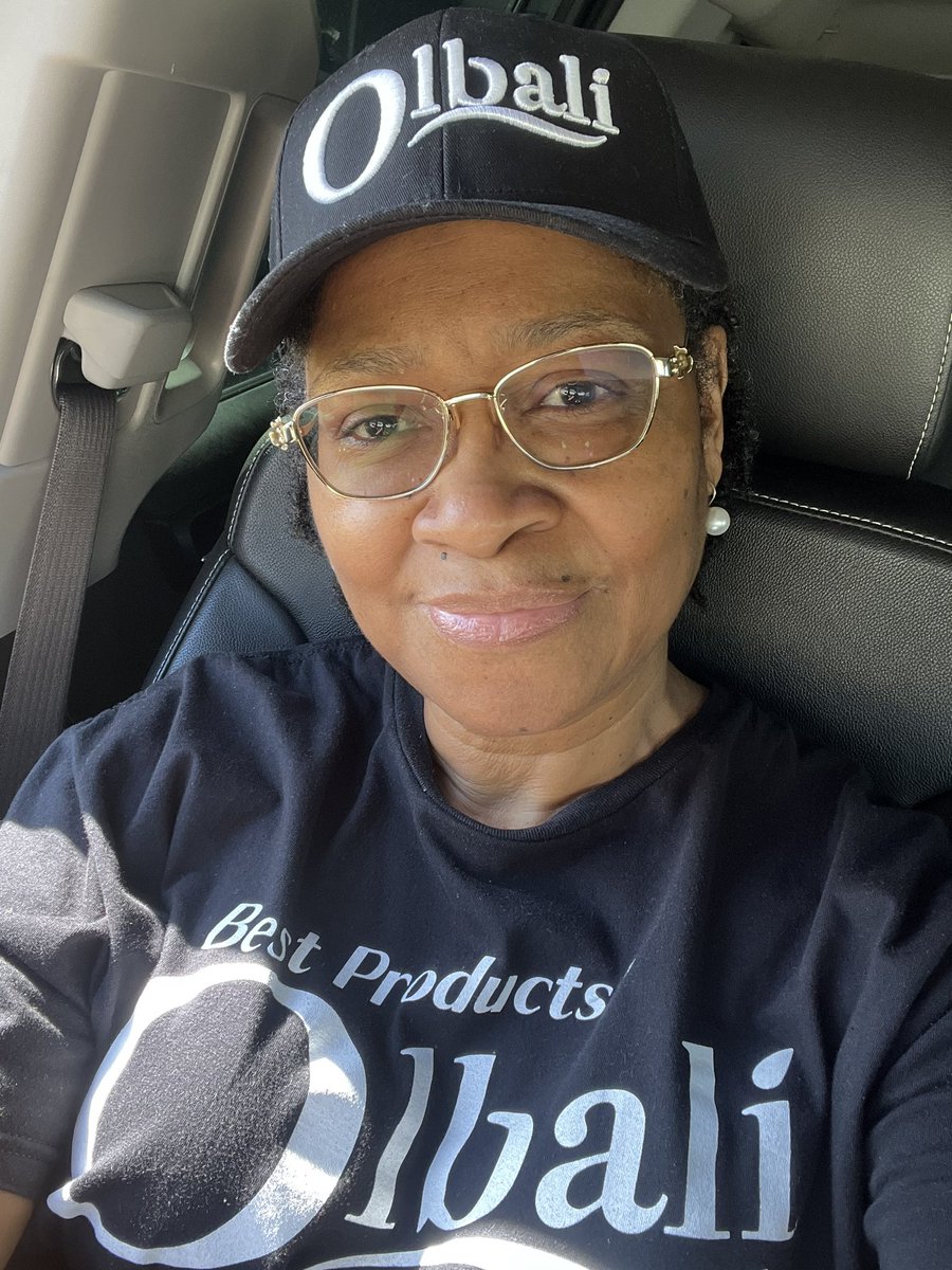 berthamoore's tweet photo. I’m an Olbali Business Owner, of course I’m going to promote my business on social media #olbaliconfident https://t.co/XFHHoEzVoI https://t.co/L7vSU1Hc0W