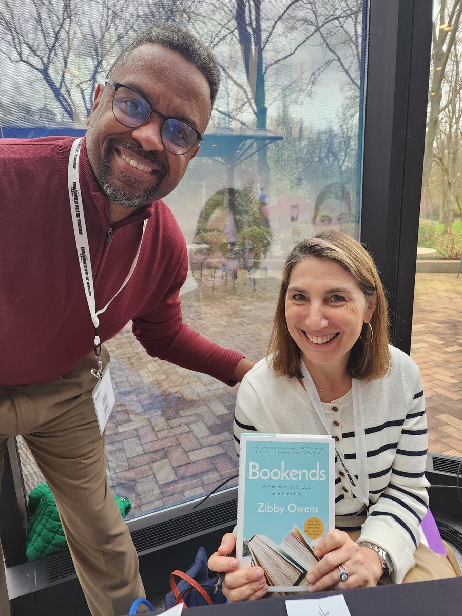 Meeting some nice & talented people at thus writers' workshop. I particularly enjoyed visiting with USA Today bestselling author  @zibbyowens. Looking forward to reading 'Bookends.' #ebww2024