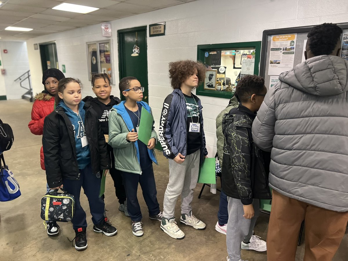 PS28BronxMtHopeSchool tweet media