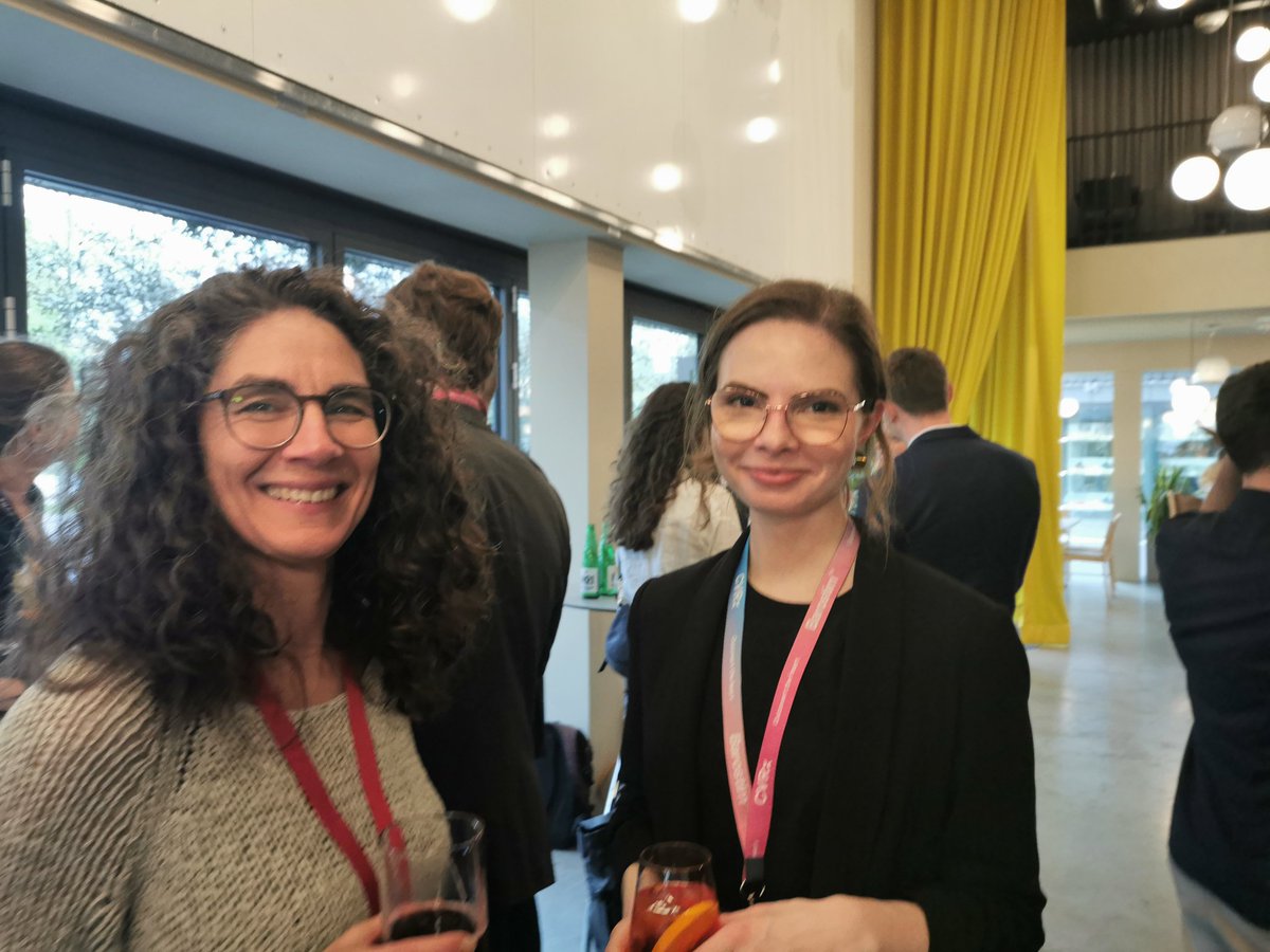 Nice that you were all there. 🙋DZHK meet &amp; greet at the #DGK2024JT <a href="/YoungDZHK/">Young-DZHK</a>