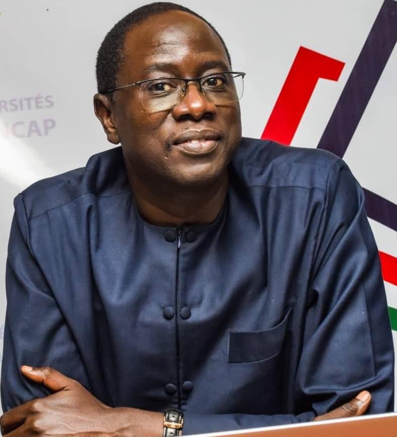 SowBentaleb's tweet photo. Daouda NGOM  -  Professeur titulaire d’Ecologie appliquée et Responsable du Laboratoire d’Ecologie et d’Ecohydrologie du département de Biologie végétale de l’Université Cheikh Anta Diop de Dakar (UCAD) - expert consultant en Environnement, membre du Groupe de travail Technique de l’UNESCO sur le zonage des réserves de biosphère.

Nommé ministre de l’environnement et de la transition écologique 

La Green zone 🌳 est entre des mains d’experts -