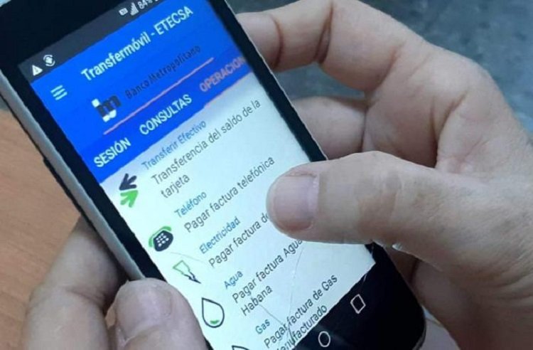 MayraArevich's tweet image. ¿Aún no tienes contratado los códigos QR de Transfermóvil y Enzona? ¿Los contrataste y no los tienes aún? ¿Los tienes y no sabes utilizarlos? Te recomendamos visitar el Joven Club de tu barrio y asesorarte con los instructores. #CubaPorLaTransformaciónDigital
#JovenClubXCuba