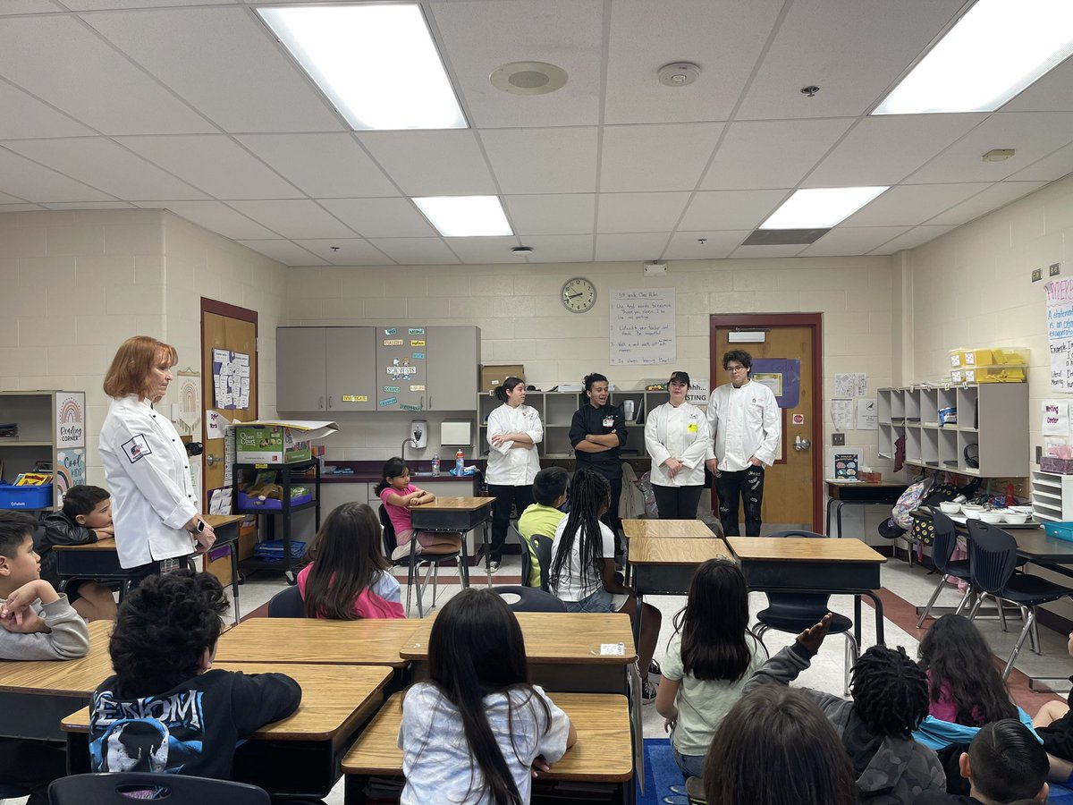 Career Day was a Success! Thank you to all our wonderful volunteers for spending time with our Falcons! Thank you @mmgarcia729 and Mrs. James. @NISDMcDermott