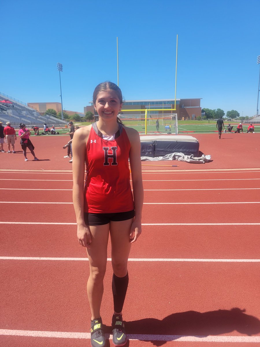 Congratulations, @tessadelgrosso, for placing 1st in District 10-6A High Jump and advancing to the Area Track Meet next week.