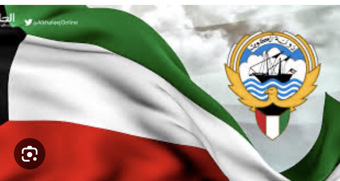 منتو كفوهم  يا ايتام صدام:

ان يقبل الامير رأس د موضي تقديرا للعلم او يخاطب الشيخ احمد النواف السعدون بالعم تقديرا لكبر السن او يرسل د محمد تحيته لمن  كانت مديرة الجامعة ابان تدريسة فيها ، دلالة علي تواضع وعظمة الكبار وهو مالايفهمة من تربوا بمجتمعات صدام وامثاله حيث يداسون بالجزم