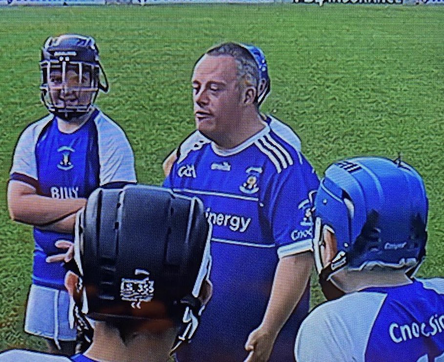 Great recognition for @MountSionGAA own John this evening on @RTELateLateShow for his outstanding work in the Club & local Community. 👏👏 #LateLate #CnocAbú