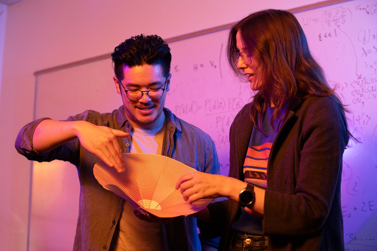 Titan physicists are on the forefront of a new discovery of gravitational waves from two cosmic objects not seen by scientists before. 🌌🔭Jocelyn Read, professor of physics and Sunny Ng, a physics graduate student are co-authors of the research.
🔗: bit.ly/csuf-gravitati…