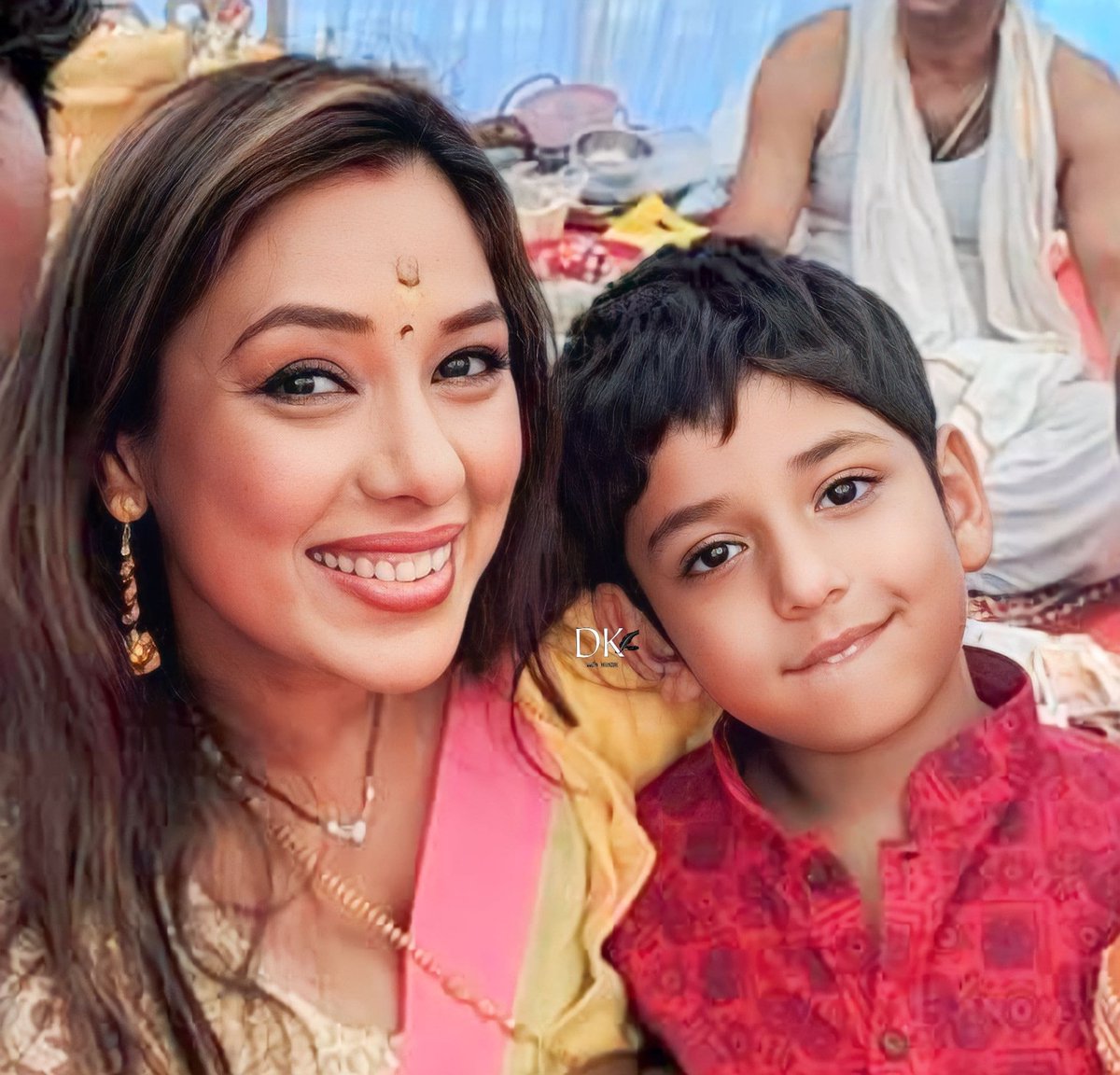 deepikakumawat6's tweet photo. #RupaliGanguly
Morning is like a blank page,
Fill in with your colors and imagination,
Wish you have a lovely morning,
And a good day!....
GOOD MORNINGGGG @TheRupali
You are the best person in our life❤️❤️
#Anupamaa
cuttest picutre mumma & son
#Rudransh
#goodmorninggg https://t.co/2ZNN7oLxiG