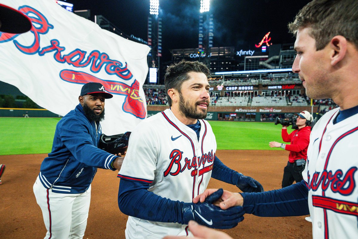 Braves tweet picture