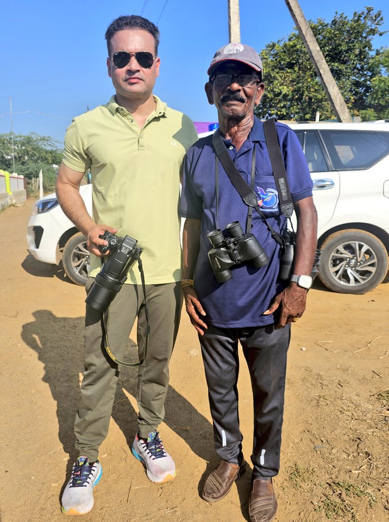 Pal is a volunteer in birds conservation in Koonthakulam Bird Sanctuary. Receipant of many awards, he is working for many years without any remuneration to conserve and protect these angels of God. Proud to see such souls . More strength to him 🙏 @CMOTamilnadu