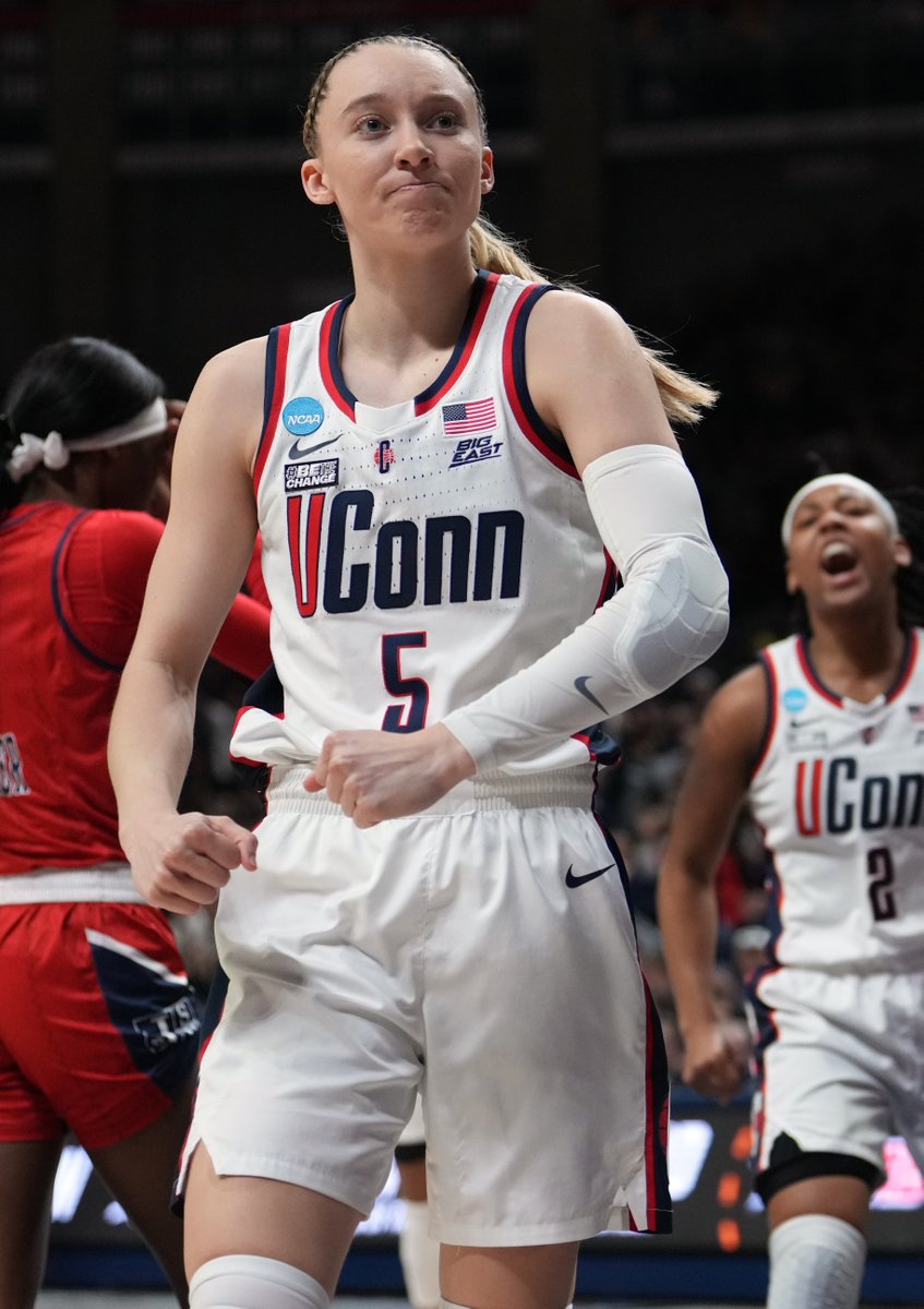 Paige Bueckers sat a full year after tearing her ACL.

A lot of doubters thought she’d never be the same. She proved them wrong:

-21.8 PPG (career-high)
-Big East POY
-Big East tournament MOP
-Led Huskies to Final 4 appearance

And she's running it back at UConn next season 😤