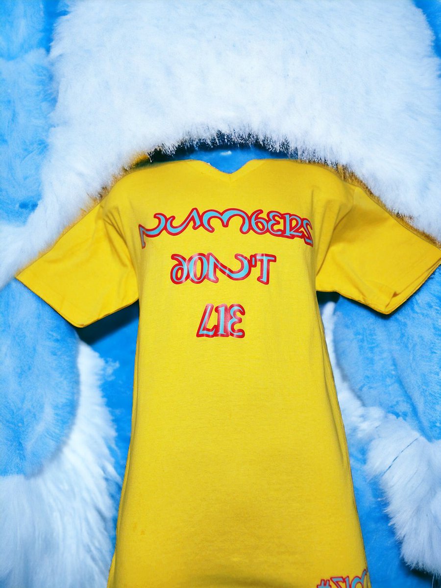 JIMLASJIMLAS's tweet image. jimlas.world/products/numbe… #JIMLAS #FASHIONCONFESSION #ESTABLISHEDBEFORETIME #ETERNALLIFEBRANDED #ROYALLINE #TWENTYTWENTYFOUR