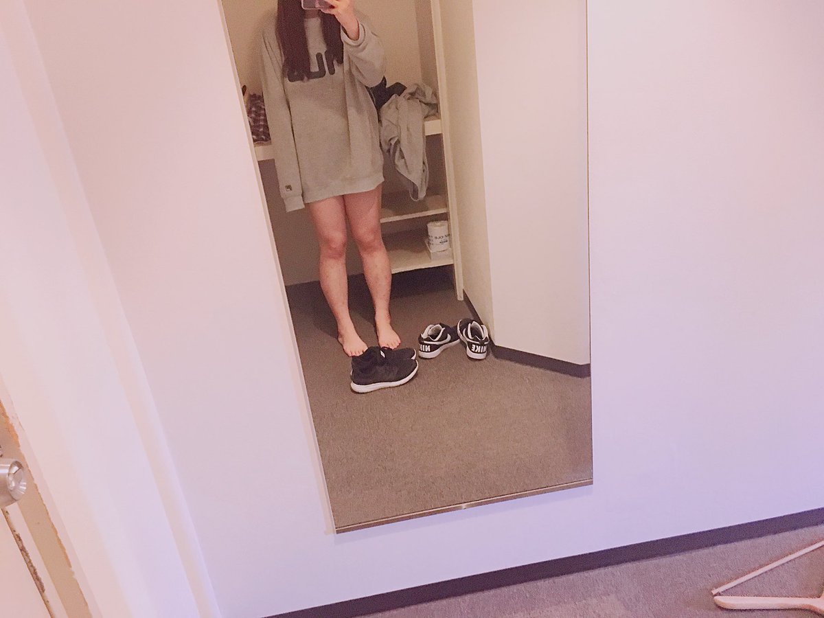 一夜限りでもいいから私の相手してくれる方はいいねして下さい。
やらない日は寂しいです。
いいねくれた方は私からお誘いしてもいいのかな？