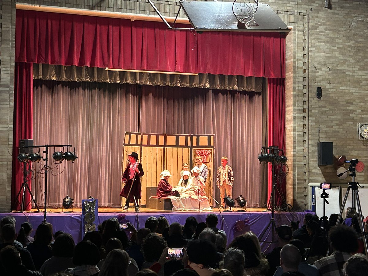 Tim Walker tweet media