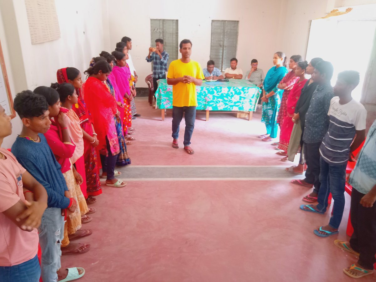 Subrota_Munda's tweet photo. Planning for Munda Youth Leadership and Skill Development Training:

To address the lack of information and technology skills among Munda youth and create a more promising future for them.
#ClimateAction #Adaptation #YouthSocietyDevelopment #Koyra #MundaCommunity #MundaPeople https://t.co/6r8XctJMz9