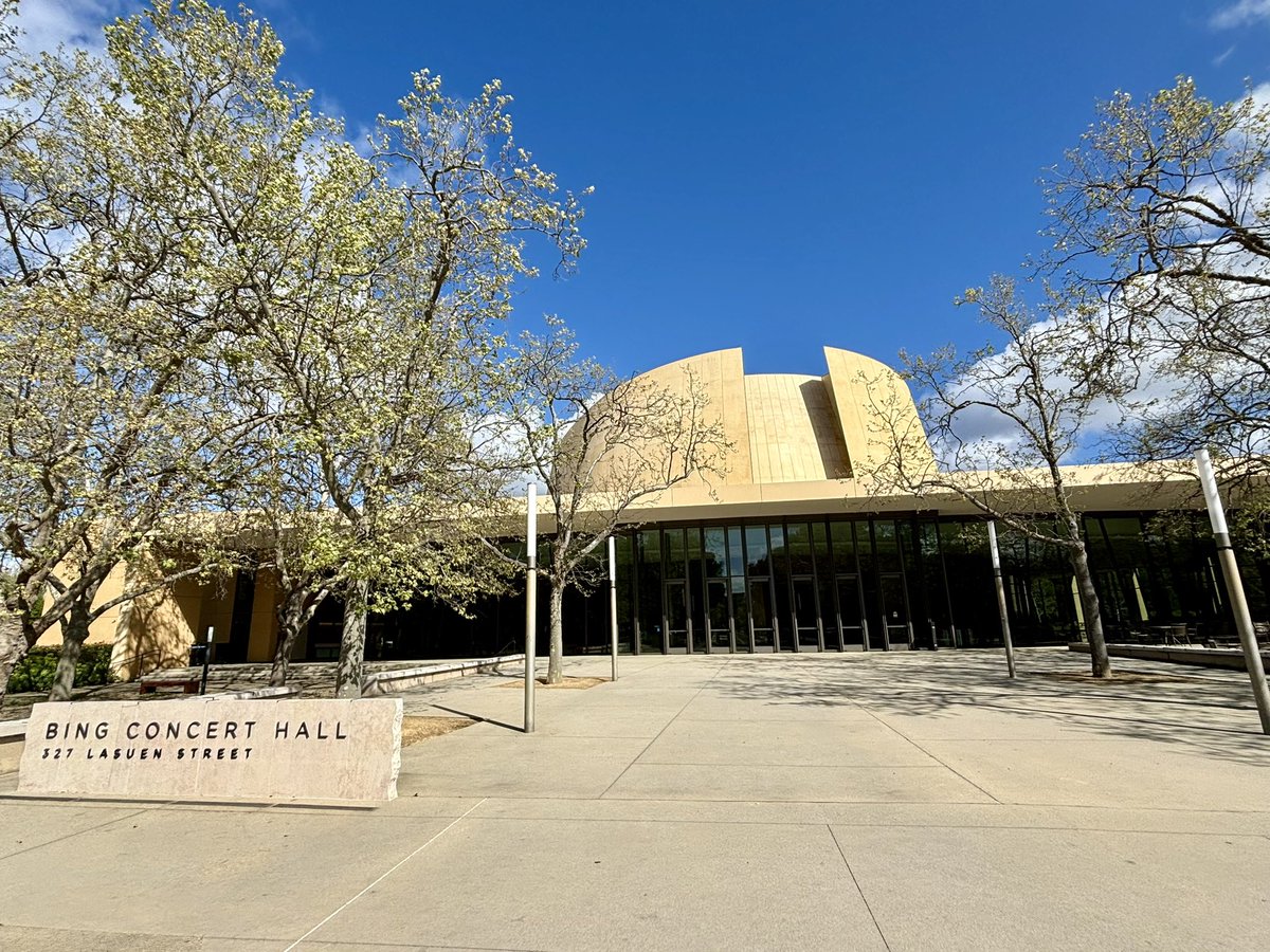 Setting up BOOK OF MOUNTAINS AND SEAS at the beautiful @StanfordLive Bing Concert Hall🪷 live.stanford.edu/calendar/april…