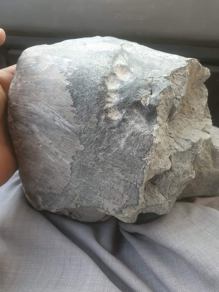 Fida8559's tweet photo. Residents of the Khakraiz district from #Kandahar province said that today they saw these stones come from space.
 #Afghanistan
#Space
#SRHvsCSK 
#NewYork 
#gntm 
#TOTP https://t.co/VCrChvV4Yj