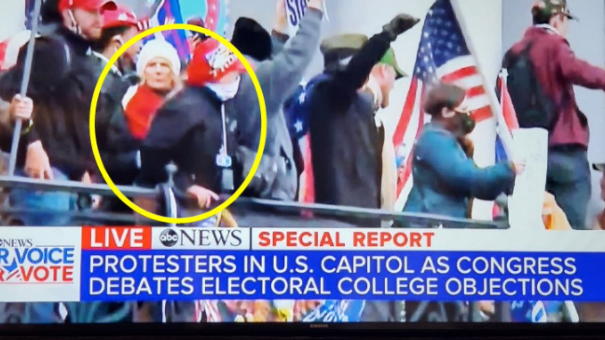 surenote's tweet photo. @7Veritas4 @mschlapp This must be where she was praying. 

What a peaceful Christian expression on her face. https://t.co/NX0UThWNIV