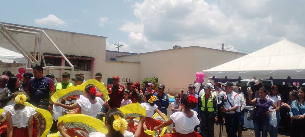@DefensoriaCREANDOPUENTESDEESPERANZA tweet media
