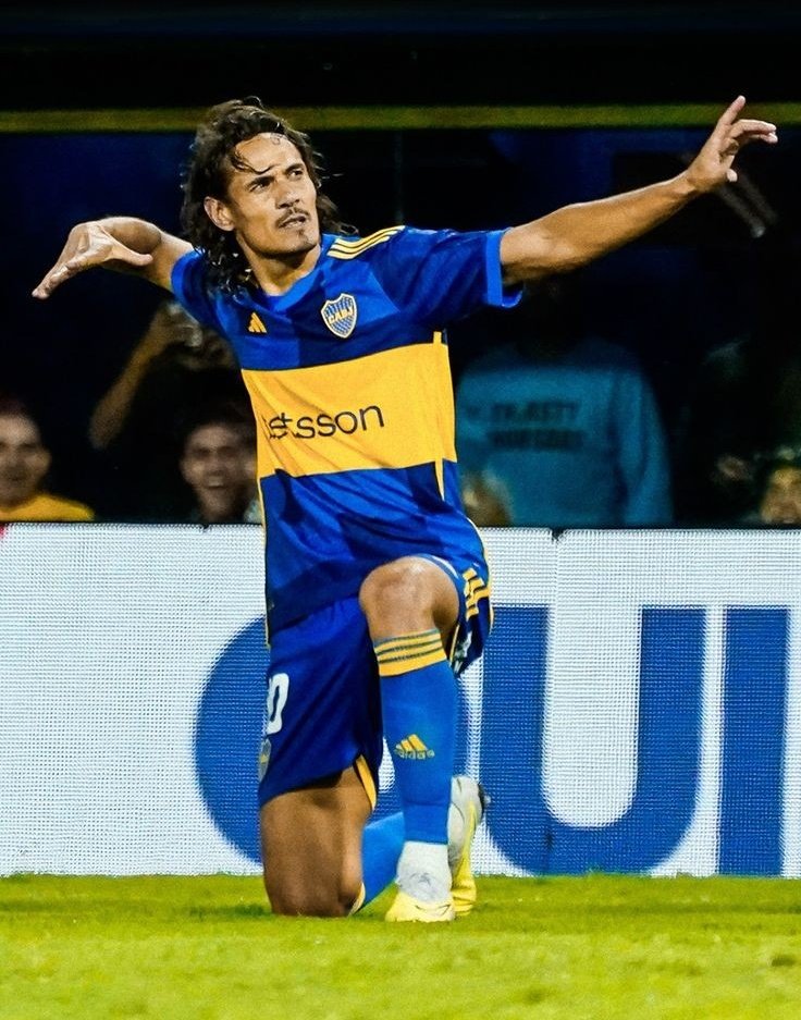 HACE TIEMPO NO SUBO NADA PERO ESTAMOS EN LA FINAL JAJSKSKSKS

EL EQUIPO DEL VERRUGA VENCIÓ 3-0 A <a href="/RealSplinterFC/">Real Splinter F.C 🦅 ⭐</a> POR LAS SEMIS DE LA COPA MARDONA