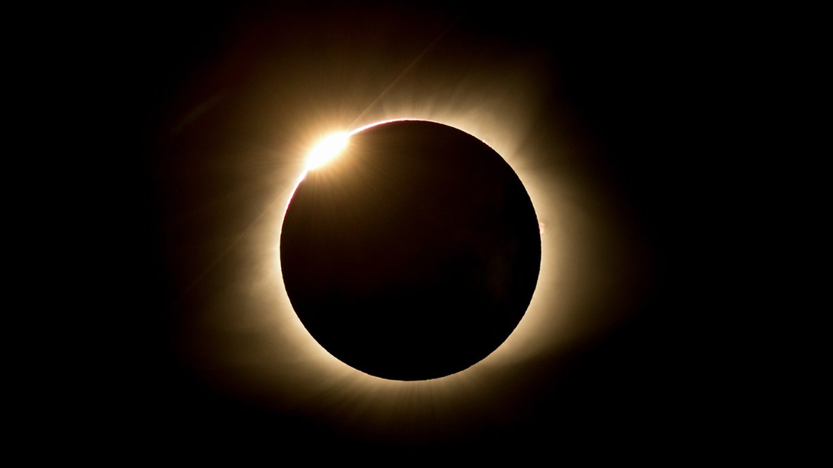 Our schools will be taking necessary precautions to ensure student and staff safety during Monday's partial solar eclipse in Alberta.  👉 Learn more: eics.ab.ca/about-us/media… #eicscatholic