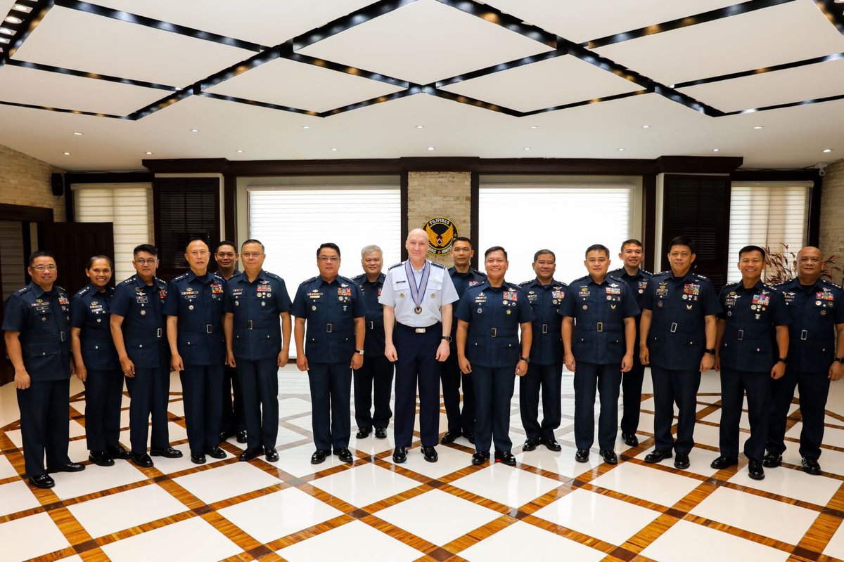 IN PHOTOS | PH, US Air Forces Leaders Meet for Bilateral Talks The Acting Vice Commander of the Philippine Air Force, Maj. Gen. Aristotle D. Gonzalez PAF, met with key officials from the US Air Force led by Chief of Staff, Gen. David W. Allvin on April 5, 2024, at the PAF HQ.