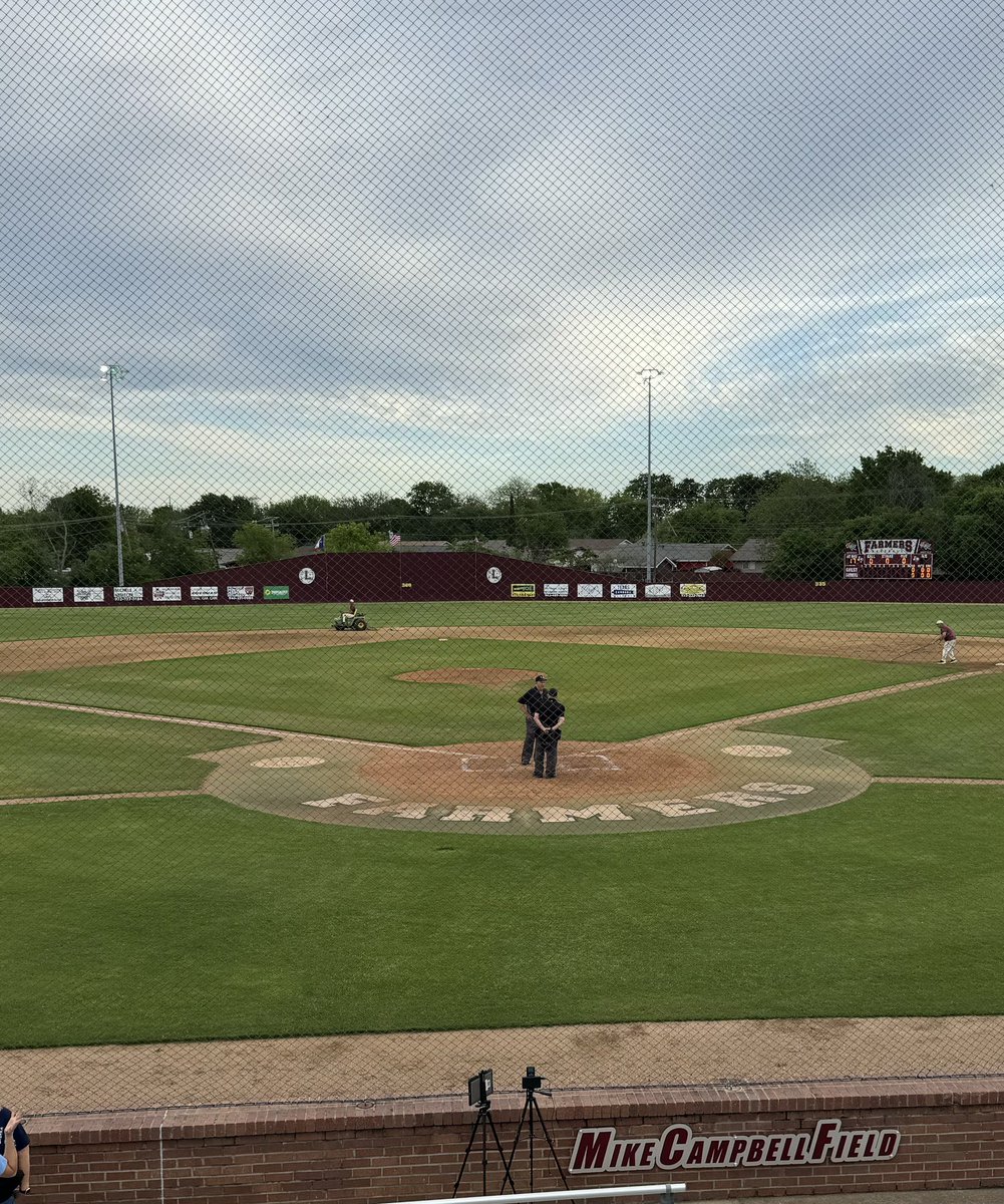 Thomas D. Lee (@mrthomasdlee) on Twitter photo Always one of the most beautiful ballpark in north Texas, excited to be at Mike Campbell Field tonight for <a href="/fmjagsbaseball/">FMjagsbaseball</a> at <a href="/Baseball_Farmer/">LHS Farmer Baseball</a>! Join <a href="/CutterSippel/">Cutter Sippel</a> and I now for exciting HS baseball action on <a href="/Texan_Live/">Dave Campbell’s Texan Live - Texanlive.com</a>! Always one of the most beautiful ballpark in north Texas, excited to be at Mike Campbell Field tonight for <a href="/fmjagsbaseball/">FMjagsbaseball</a> at <a href="/Baseball_Farmer/">LHS Farmer Baseball</a>! Join <a href="/CutterSippel/">Cutter Sippel</a> and I now for exciting HS baseball action on <a href="/Texan_Live/">Dave Campbell’s Texan Live - Texanlive.com</a>!