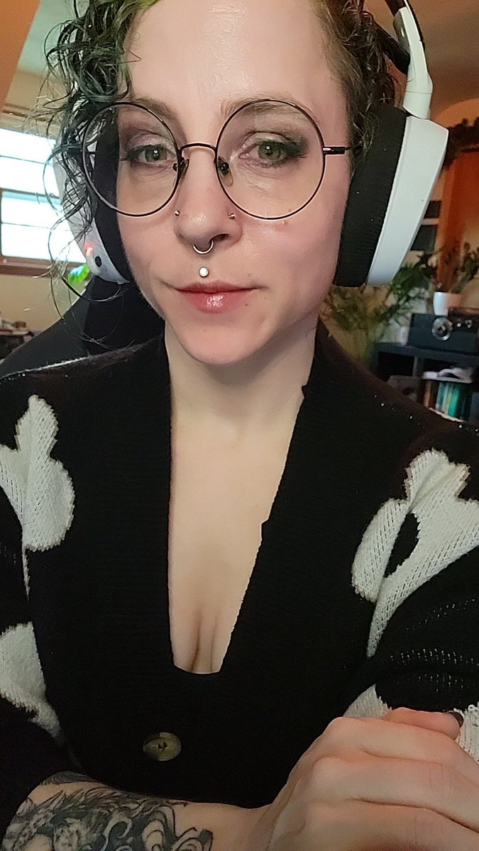 Back from break! Let's get spooky! Twitch.tv/tawdry_horne