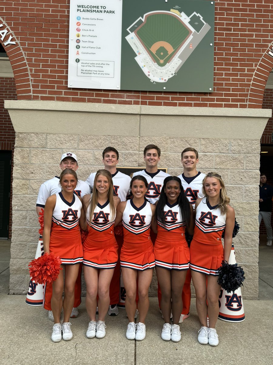 aucheerleading tweet picture