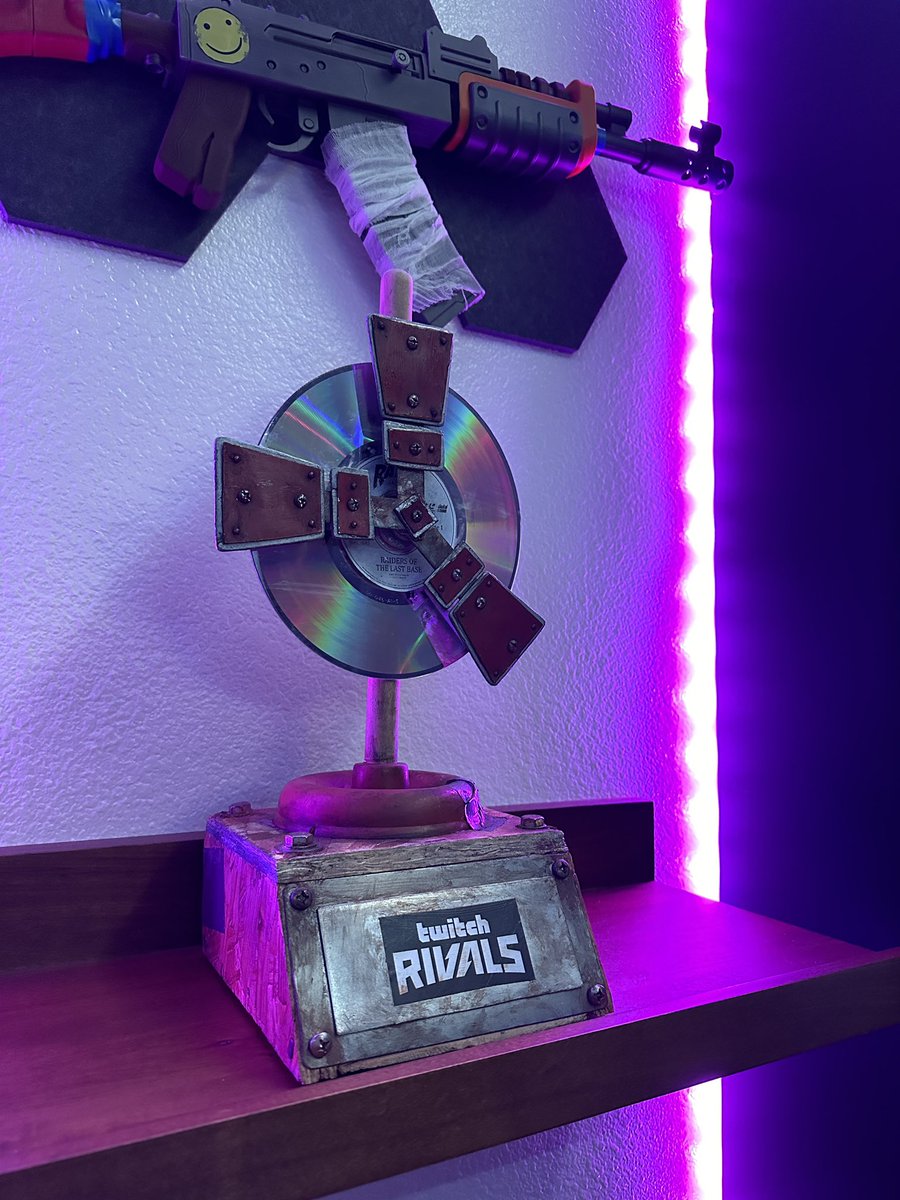 TWITCH RIVALS RUST TROPHY HAS ARRIVED!!! IT’S BEAUTIFUL 🤩🤩🤩 This bad boy will be an every day reminder of the most EPIC EVENT I’ve ever been a part of! 🙌 LOVE IT!