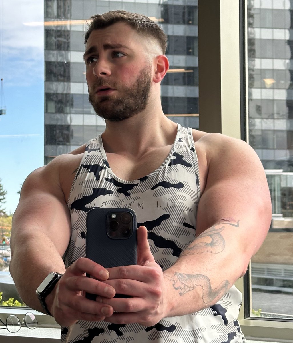 The only thing better than a fresh haircut is eating some ass