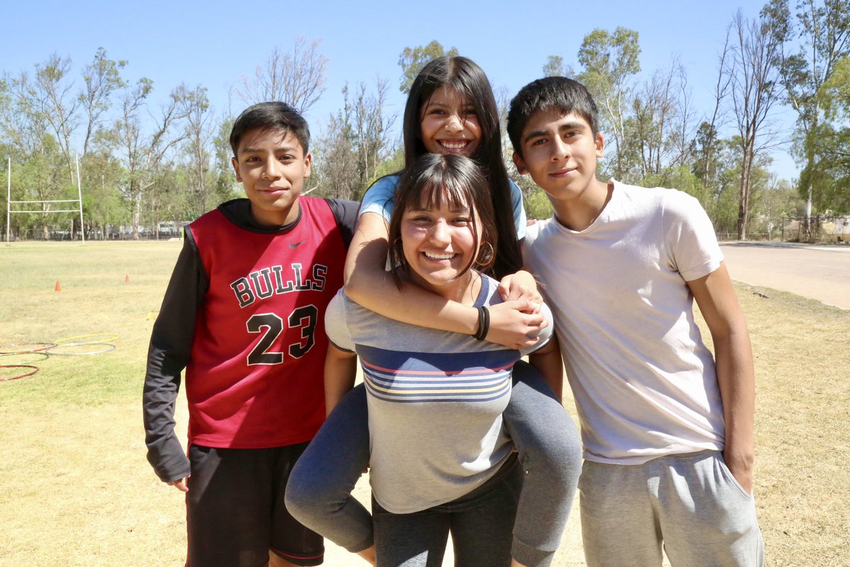 Ante el cierre del periodo vacacional, niñas, niños y adolescentes del Centro Potosí para la Juventud disfrutaron de una mañana deportiva y de convivencia en el Parque Tangamanga 1. 🌳🤾‍♂️