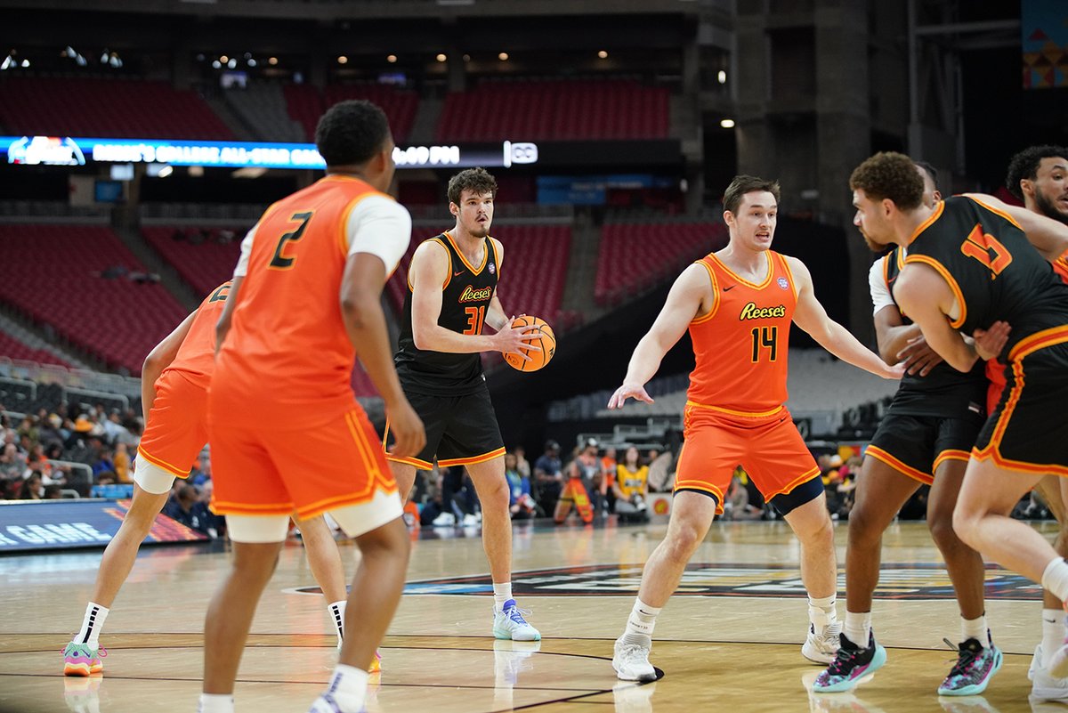 QP logged a double-double - 10 points and 11 rebounds - for the East squad at the NABC Reese’s All-Star Game tonight at State Farm Stadium in Phoenix. 🏀 4-9 FG; 2-2 FT 🏀 4 offensive/7 defensive boards 🏀 2 assists 🏀 1 steal 🏀 22 minutes 🏀 Team-best 16 EFF rating