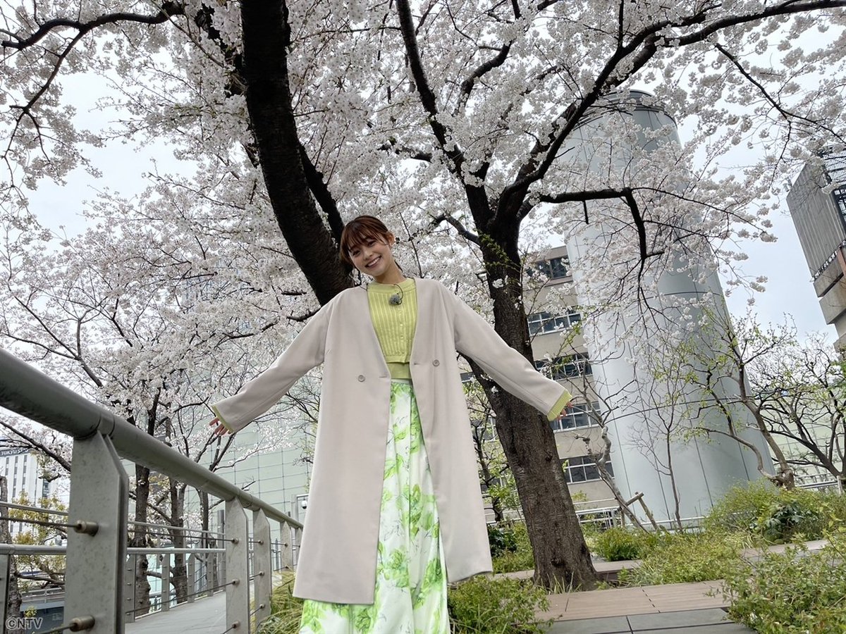 #田﨑さくら さん✨ お天気キャスターデビュー🌤️ お疲れ様でした！ 満開の桜🌸と'さくら'でパシャり📸 #ズムサタ👉🏻💫
