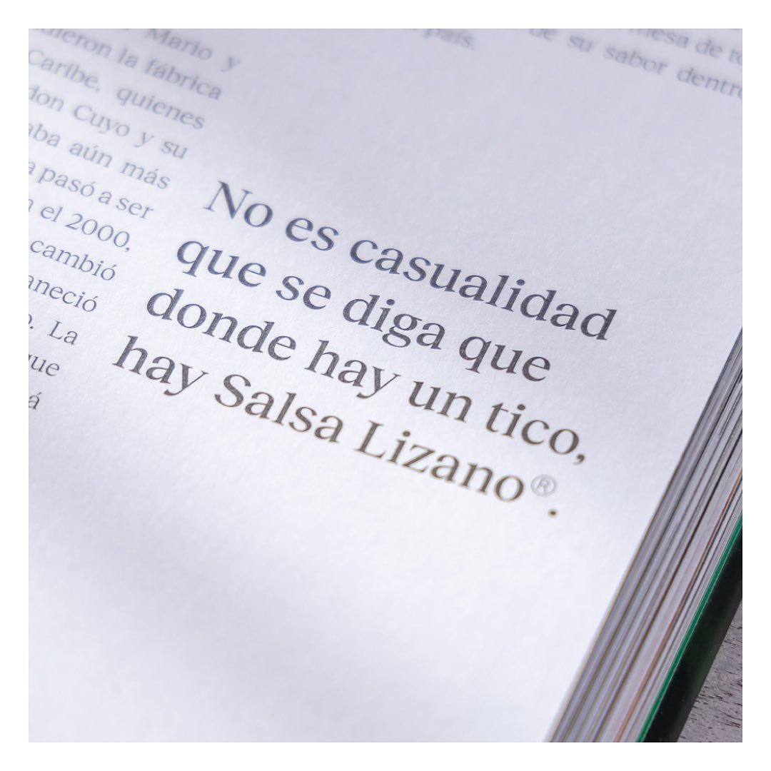 masterlitho's tweet image. Este #libro, es un homenaje de @lizanooficial a los sabores de esta tierra y una celebración de los 100 años de la marca, persigue el propósito de exaltar, celebrar y compartir la #gastronomía de este país.
Proyecto de @pupila.co
#ImpresoEnMasterlitho