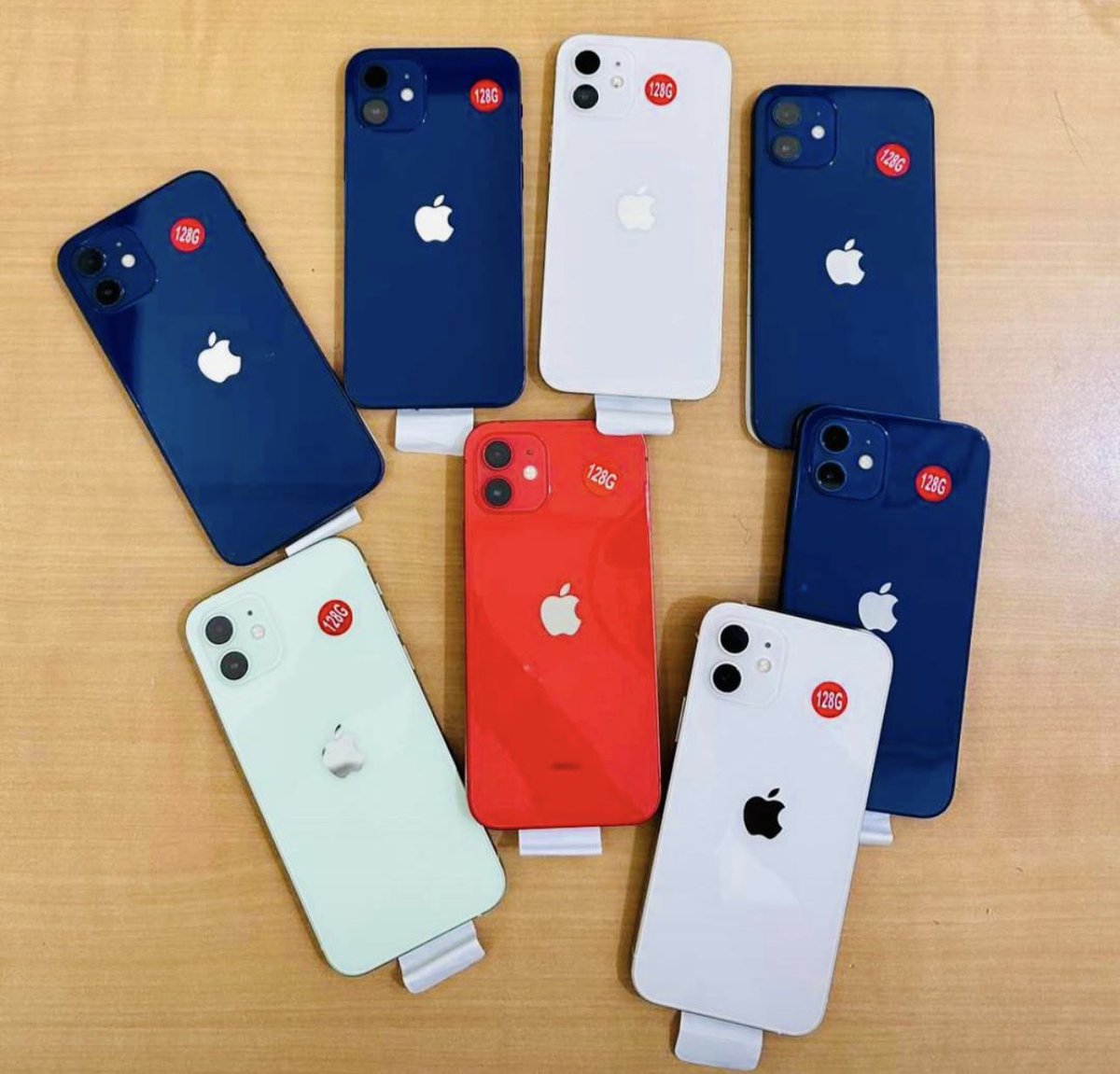 jules_express_b's tweet photo.  iPhone 12 Simple venant des USA 🇺🇸 Disponible Chez @jules_express_b⚡️

 12 Simple 64Go  : 🏷️ 190.000fr 

 12 Simple 128Go : 🏷️ 210.000fr

           Livraisons 🛵 offertes ✨

Vendu sur facture 🧾 et garantie ☑️

☎️ +221 77-340-50-23
📍Medina Rond-point Sham
#Rt https://t.co/LoCRg22D9g