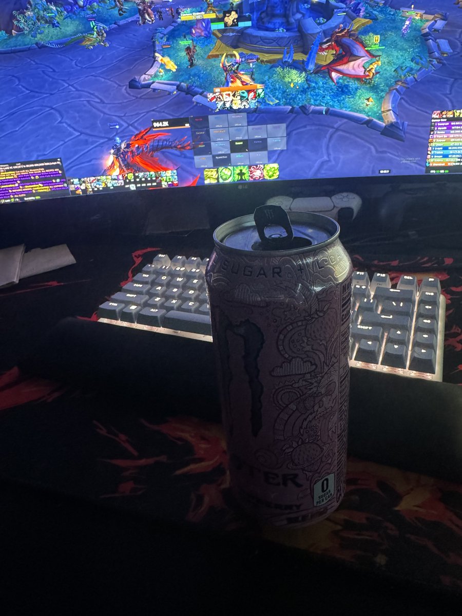 Liquid | Xesevi tweet media